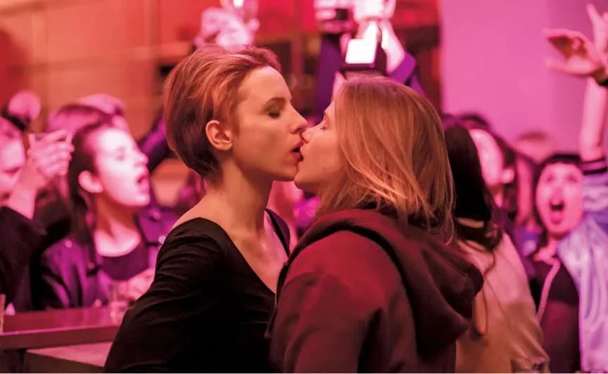 Filmy i seriale o lesbijkach na Netflix, które musisz zobaczyć